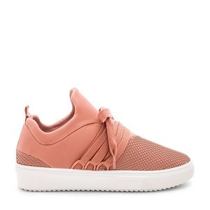 Steve Madden Lancer sneaker